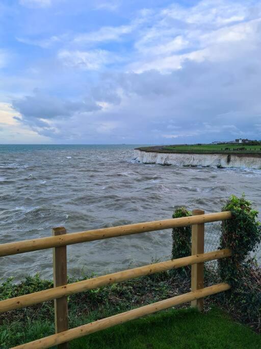 Spring Tide Cliff Top Glamping Pod With Direct Sea Views Birchington-on-Sea Exterior foto