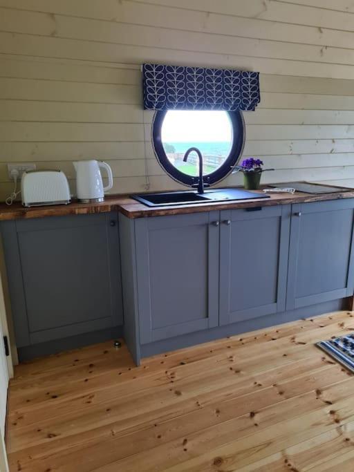 Spring Tide Cliff Top Glamping Pod With Direct Sea Views Birchington-on-Sea Exterior foto